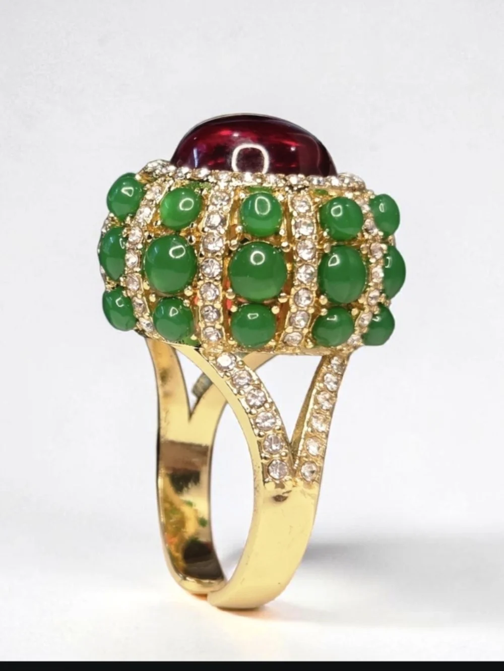 Exquisite 18k Gold Plated Byzantine Royal Emerald Ruby Glass Cabochon Ring